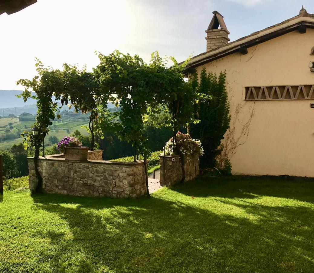 Genius Loci Country Inn Bevagna Extérieur photo