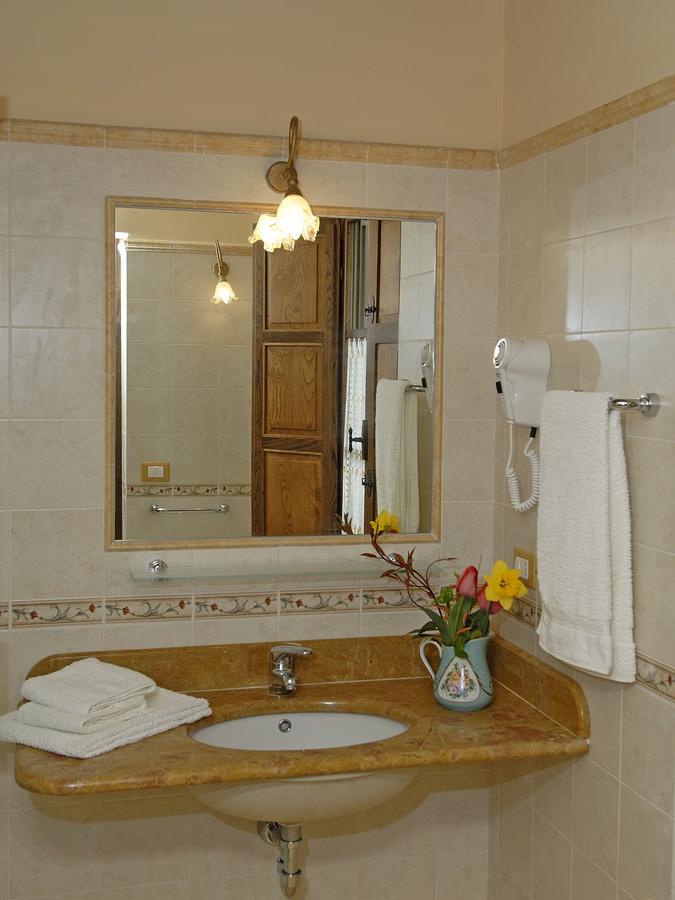 Genius Loci Country Inn Bevagna Extérieur photo